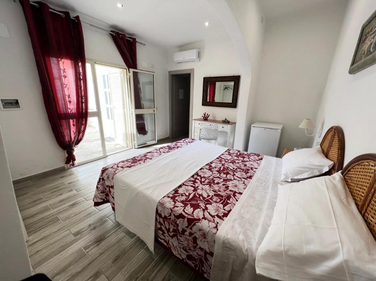 Camere Dieci Maggio Понца Экстерьер фото
