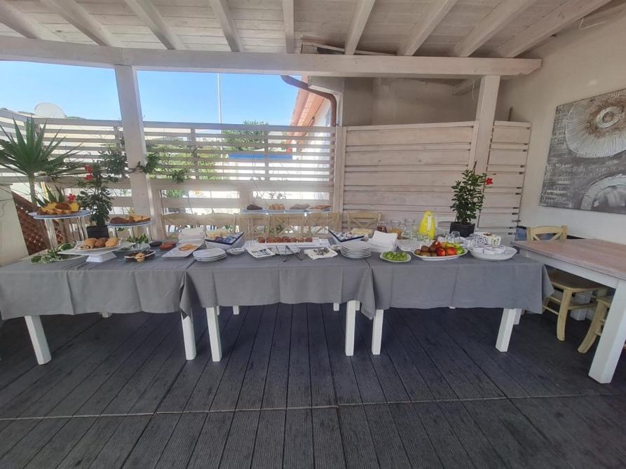 Camere Dieci Maggio Понца Экстерьер фото