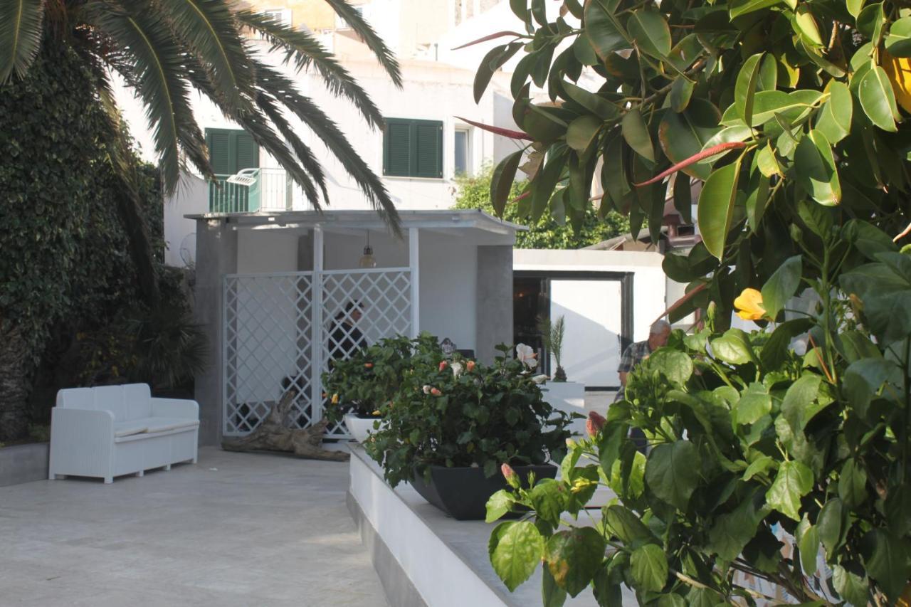 Camere Dieci Maggio Понца Экстерьер фото